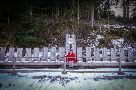 Freiluftsitzungsbank für den Turnauer Gemeinderat